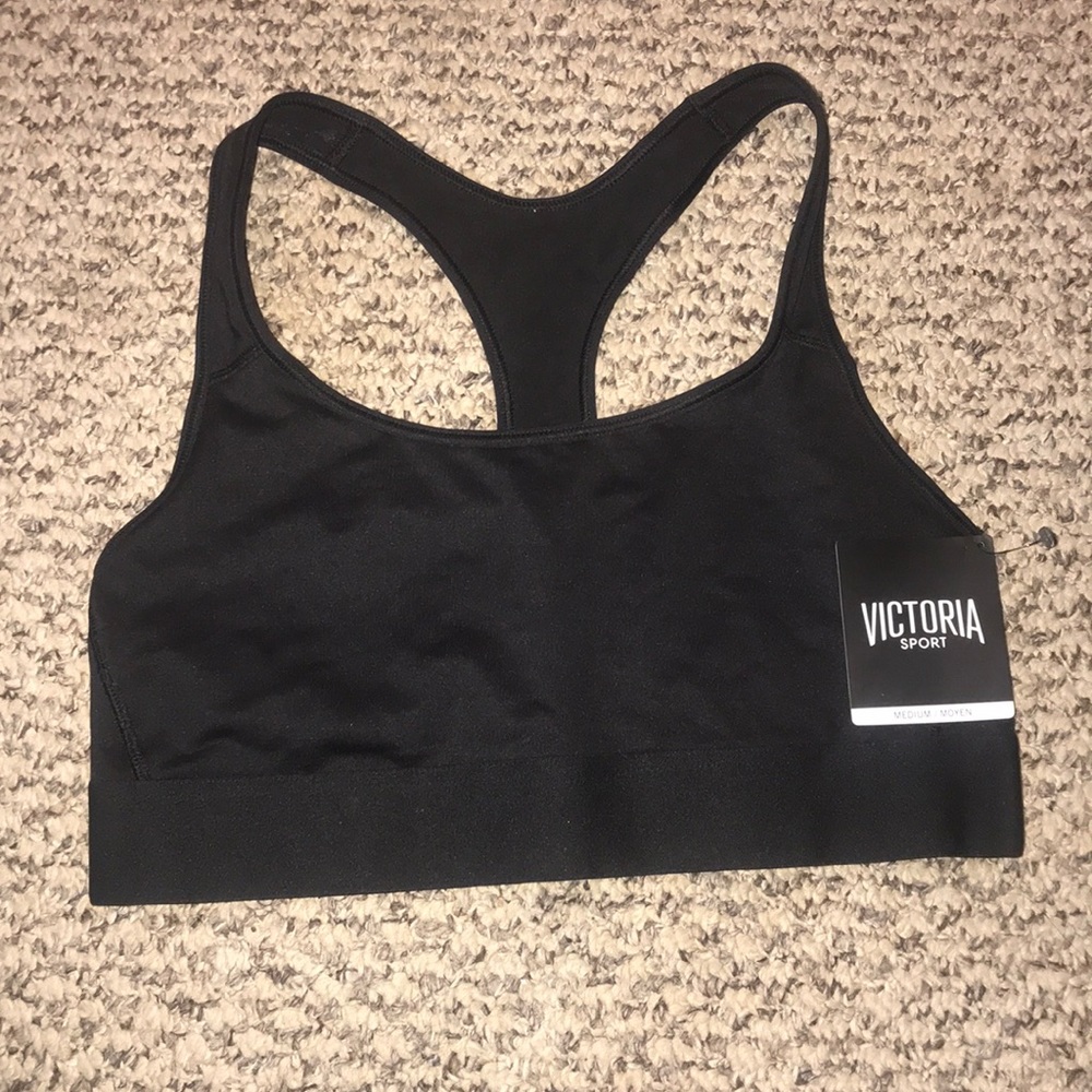 sports bra